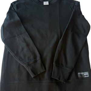 Zara Classic Black Crewneck Sweater